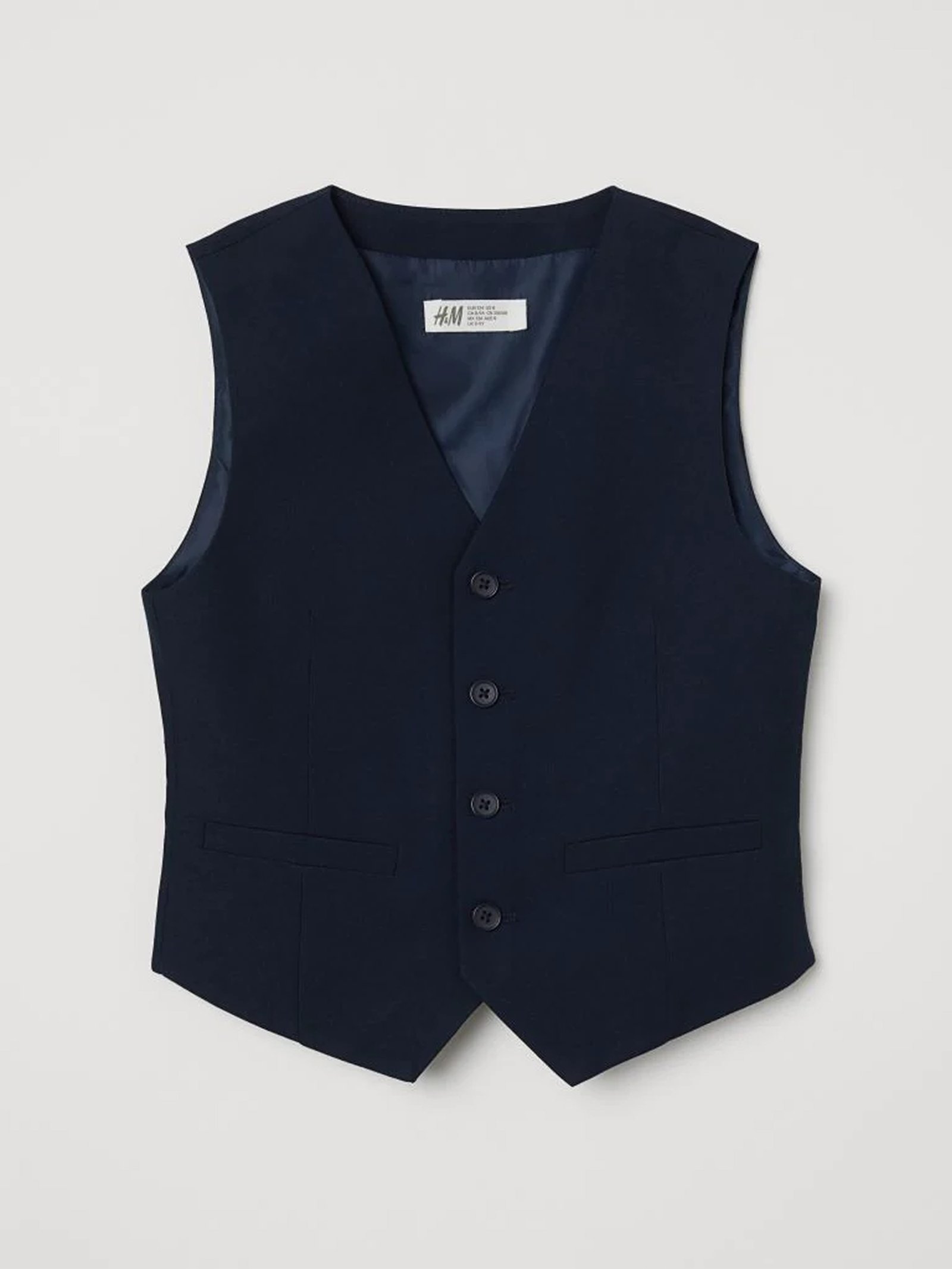 Try on suit16 online with AI
