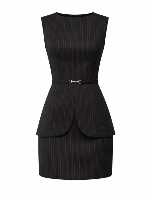Try on Dress 14 online with AI