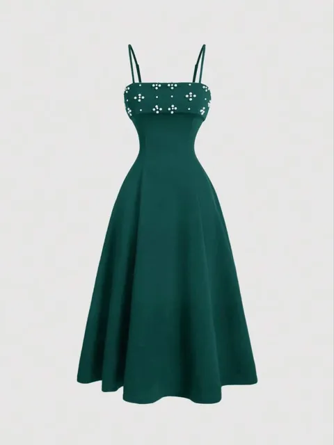 Try on Dress 20 online with AI
