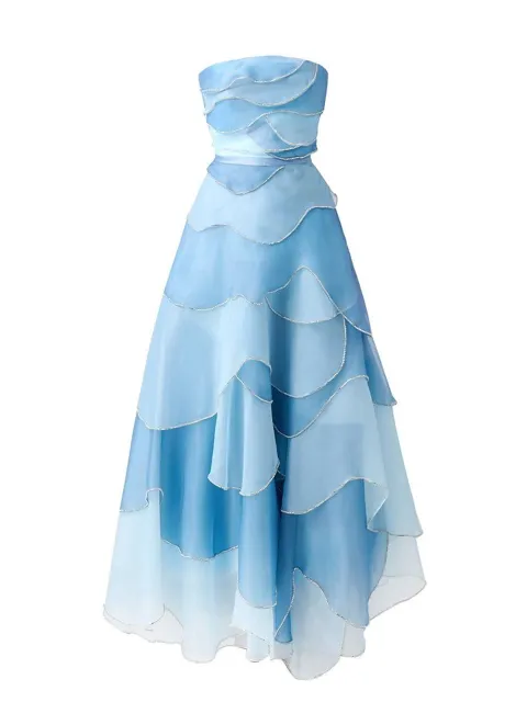 Try on Dress 26 online with AI