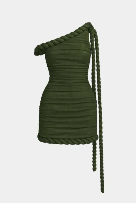 Try on 18 online with AI