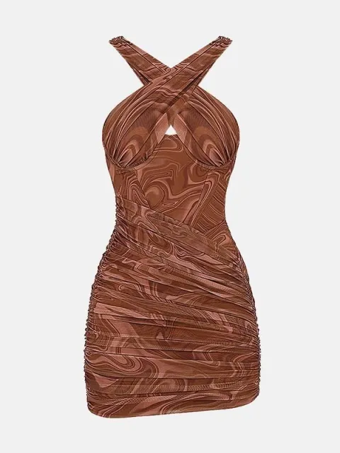 Try on 8 online with AI