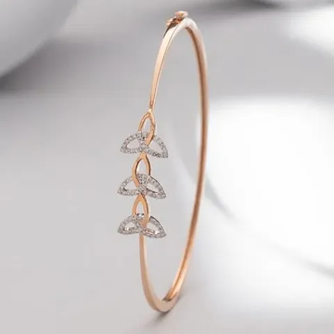 Try on Bracelets online with AI