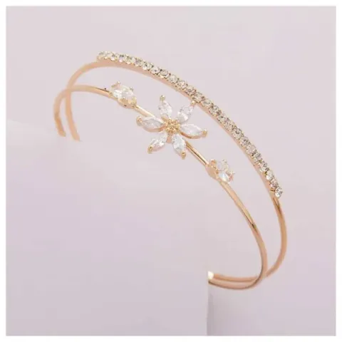 Try on Bracelets online with AI