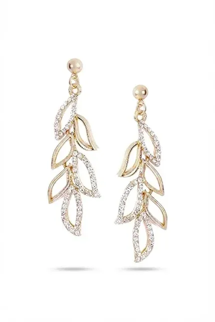 Try on Earrings with AI