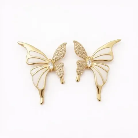 Try on Earrings online with AI
