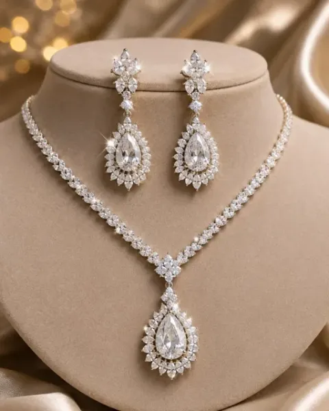 Try on Necklace & earrings online with AI