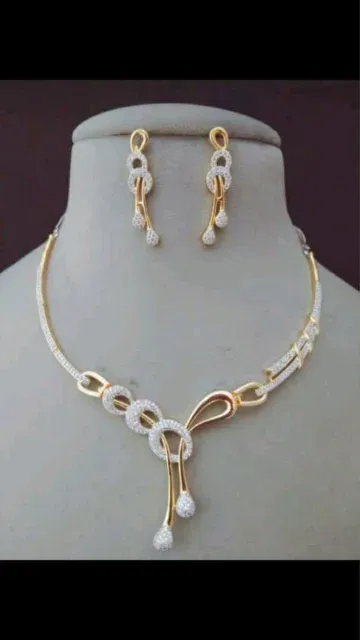 Try on Necklace & earrings online with AI